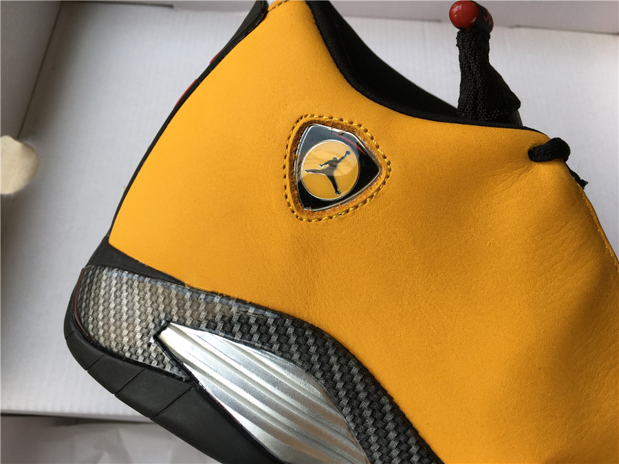 Air Jordan 14 Retro "Candy Cane" фото № 8