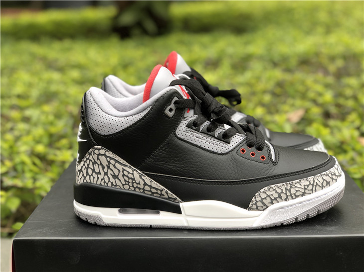 Air Jordan 3 Retro OG "Black Cement" фото № 3