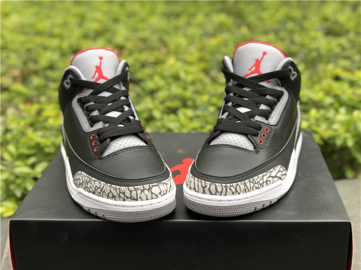 Air Jordan 3 Retro OG "Black Cement" фото № 4