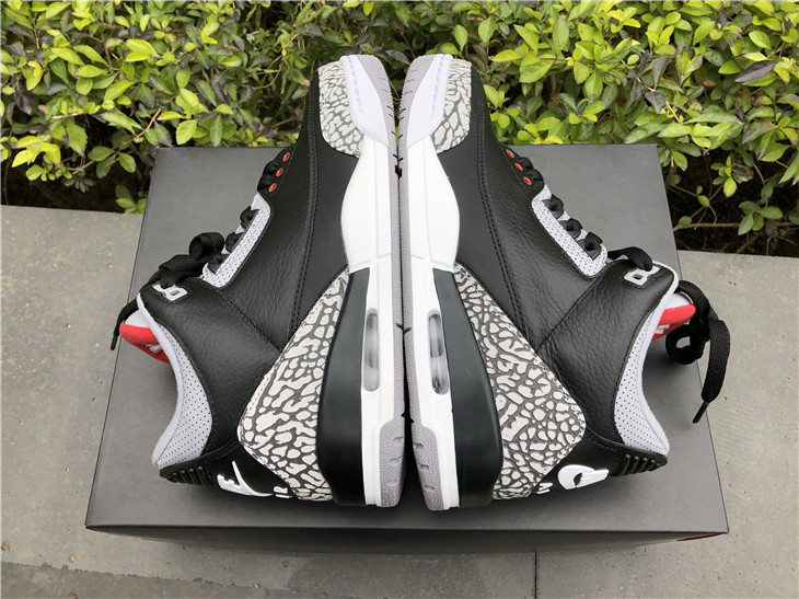 Air Jordan 3 Retro OG "Black Cement" фото № 5