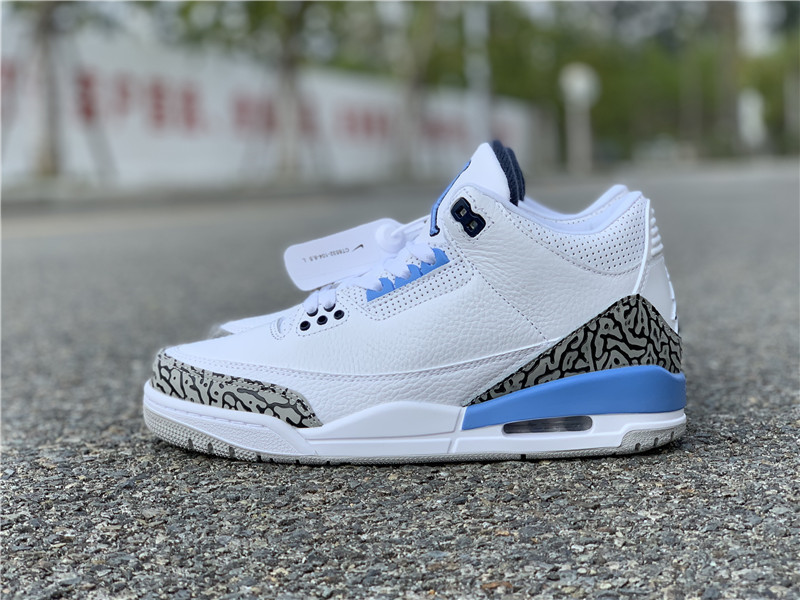 Air Jordan 3 Retro "UNC" фото № 2