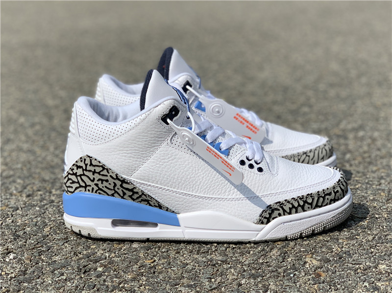 Air Jordan 3 Retro "UNC" фото № 4