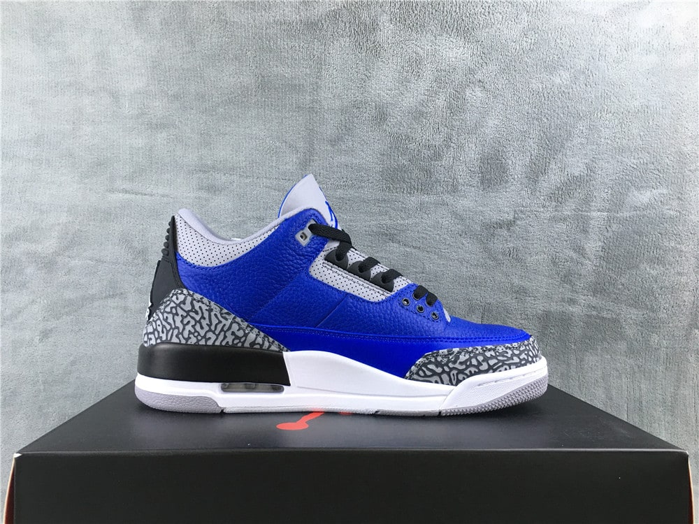 Air Jordan 3 Retro "Varsity Royal" фото № 3