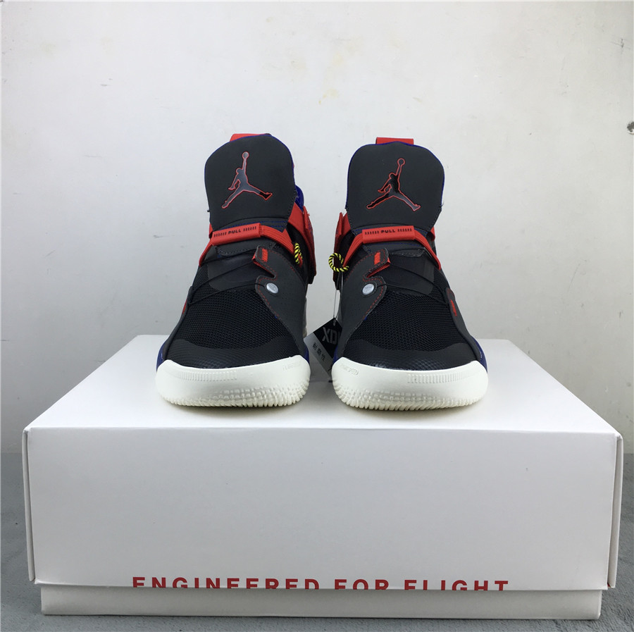 Air Jordan 33 "Tech Pack" фото № 2