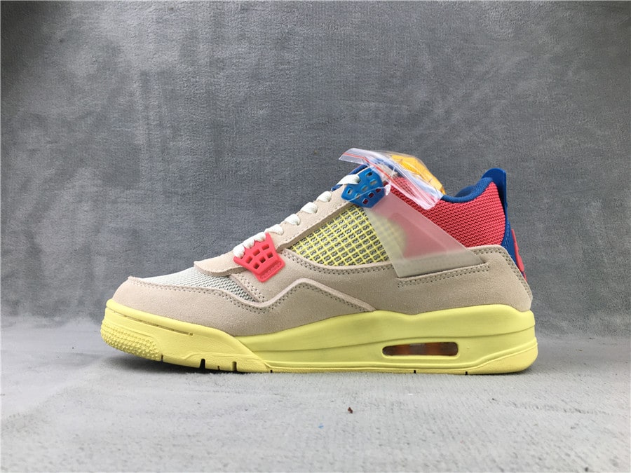 Union x Air Jordan 4 Retro "Guava Ice" фото № 3