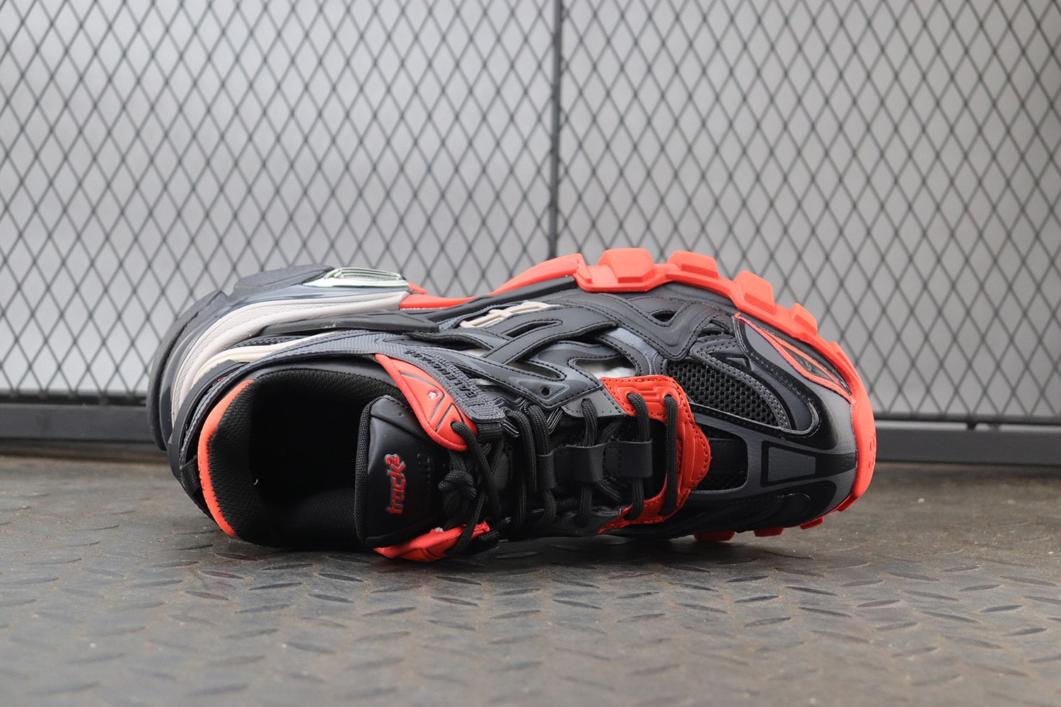 Balenciaga Track 2.0 "Black/Red" фото № 4