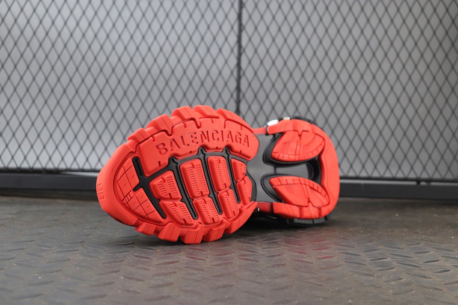 Balenciaga Track 2.0 "Black/Red" фото № 7