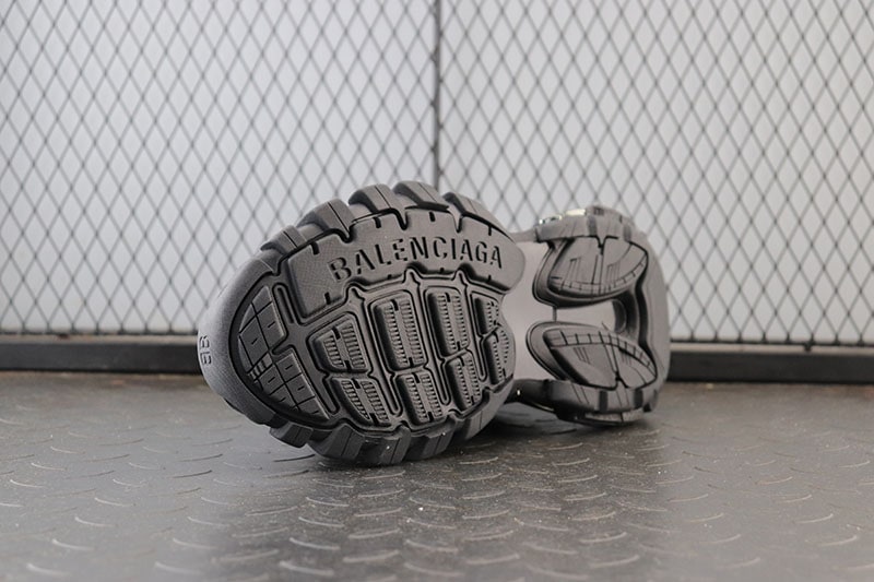 Balenciaga Track 2.0 "Black" фото № 7