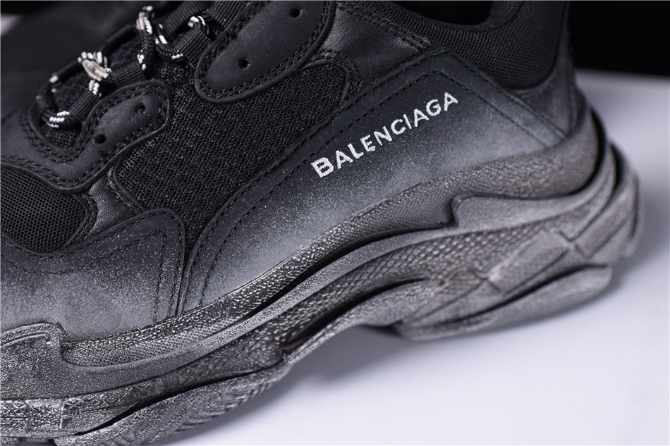 Balenciaga Triple S "Nubuc Noir" фото № 5
