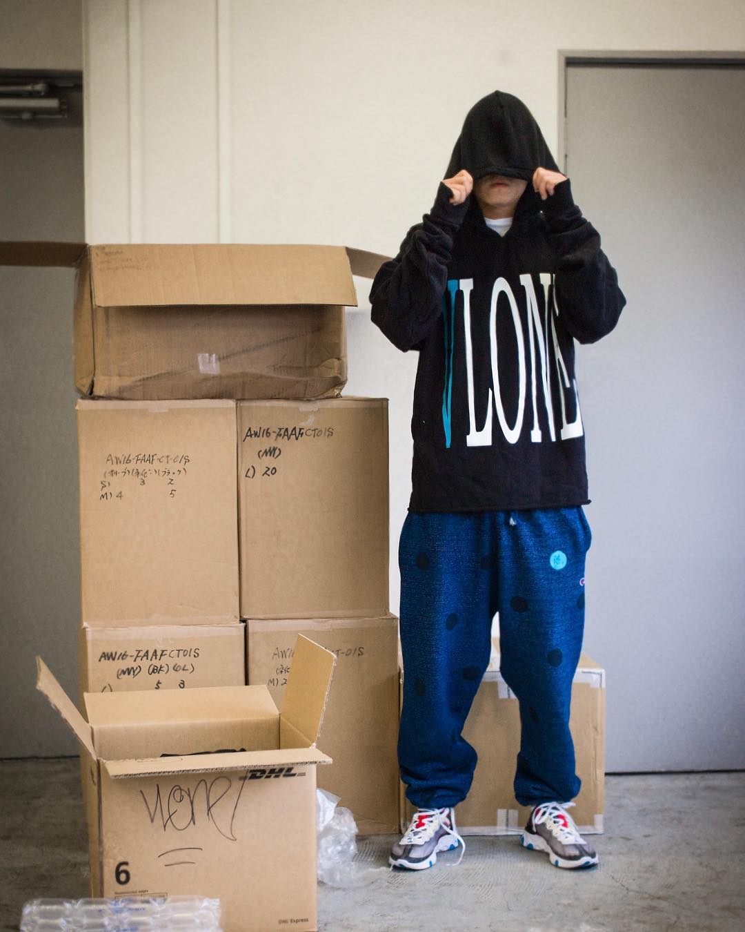 Худи VLONE Box Logo "Black" фото № 2