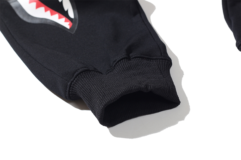 Джоггеры Bape Side Shark Camouflage Pocket "Black" фото № 7