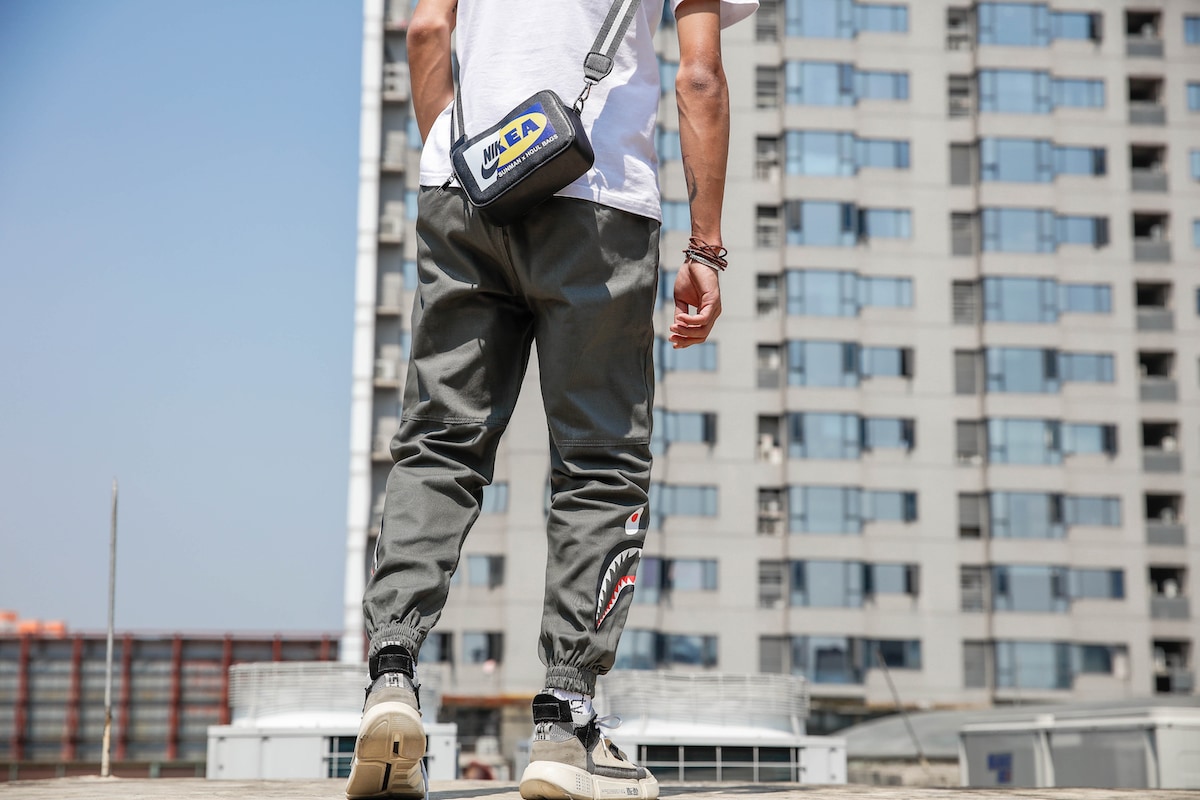 Джоггеры Bape Side Shark A Bathing Ape "Gray" фото № 7