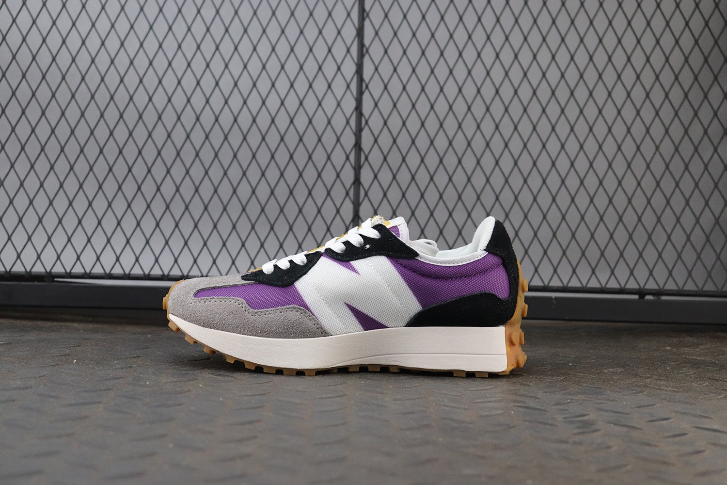 New Balance 327 "Violet/Gray" фото № 2