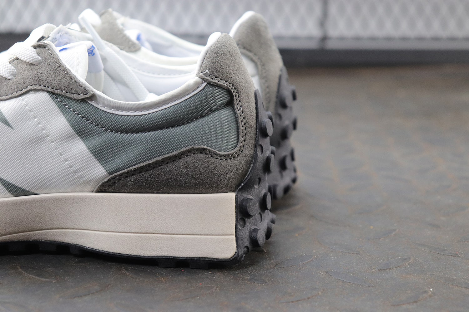 New Balance 327 "Gray" фото № 9