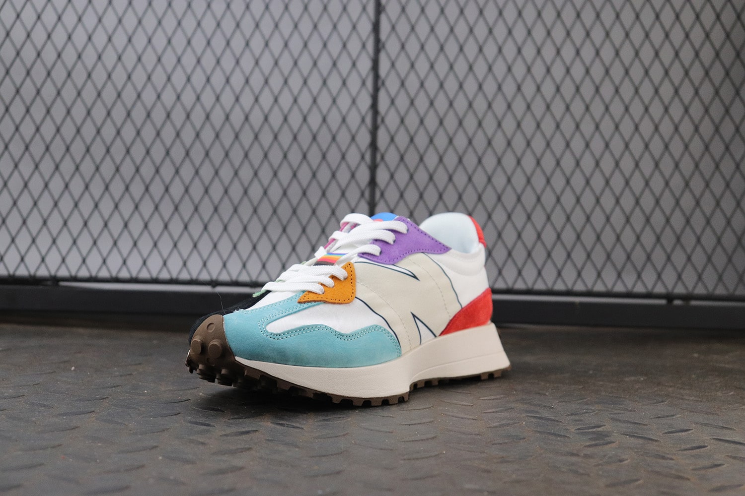 New Balance 327 "Multicolor" фото № 5