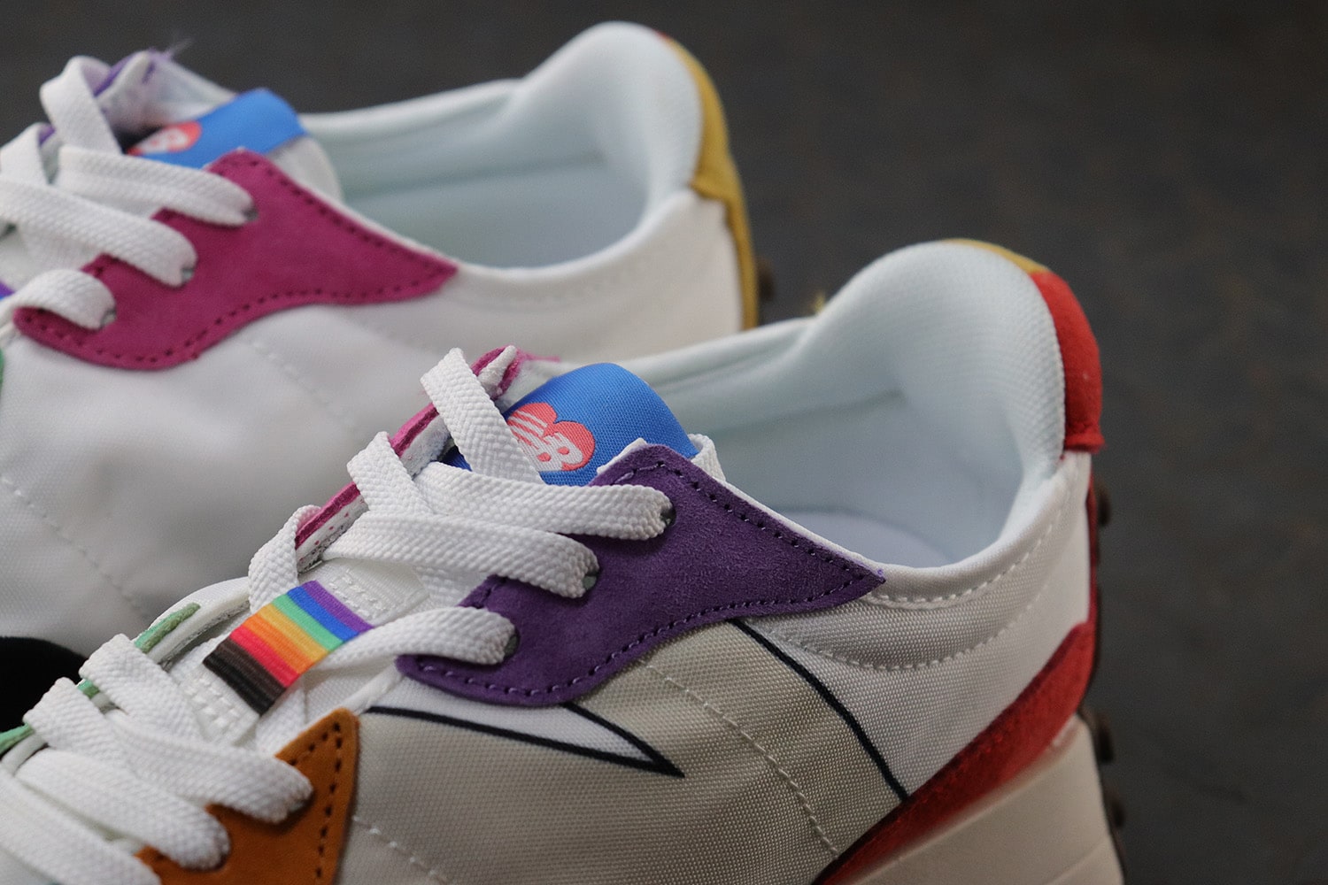 New Balance 327 "Multicolor" фото № 9