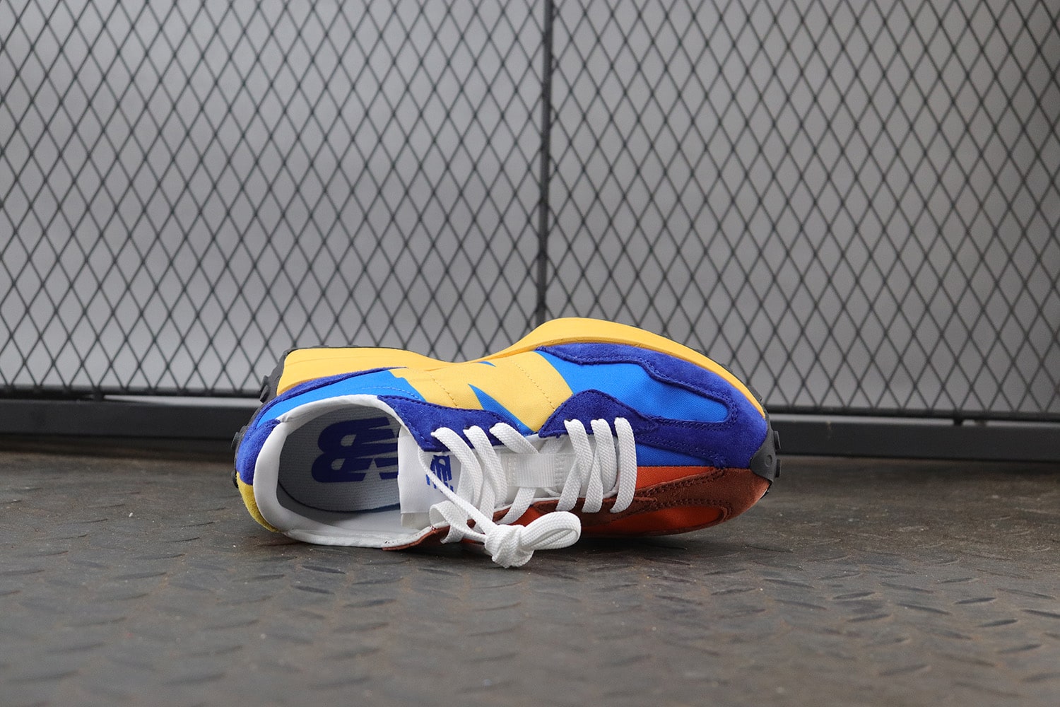 New Balance 327 "Blue and Orange" фото № 4
