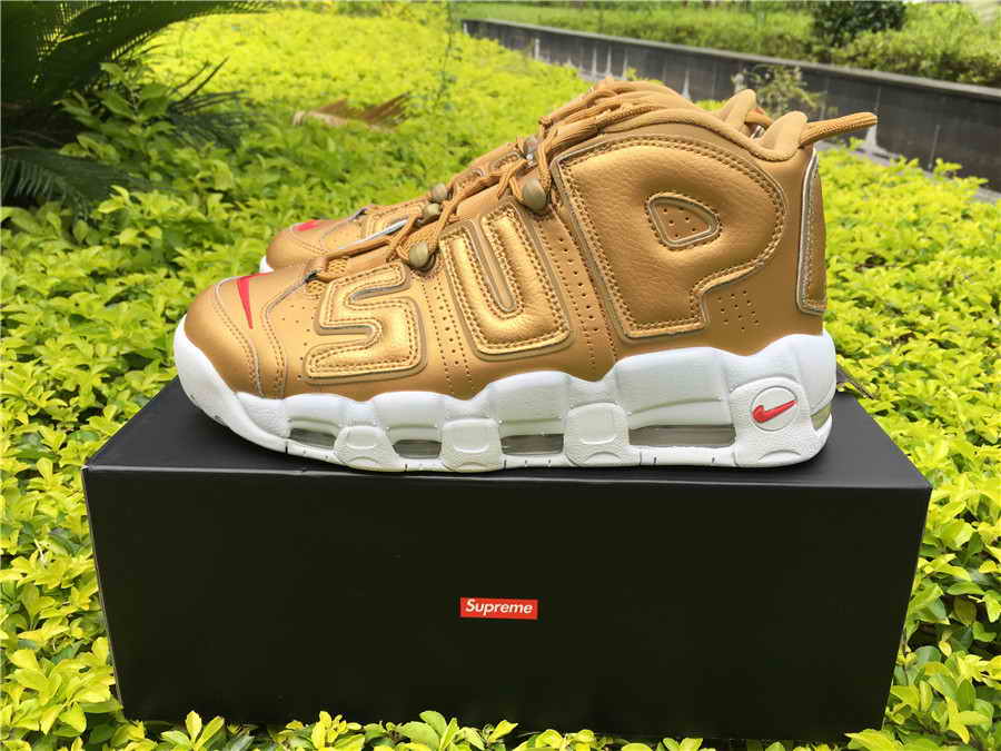 Supreme x Nike Air More Uptempo "Gold" фото № 2