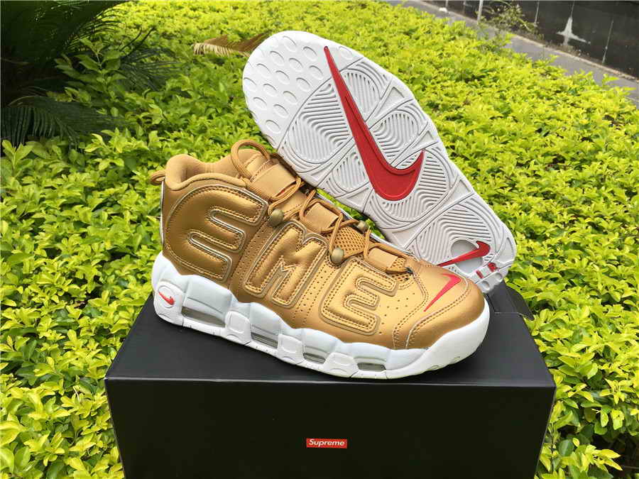 Supreme x Nike Air More Uptempo "Gold" фото № 3