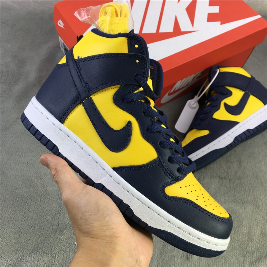 Nike Dunk High SP "Michigan" фото № 2