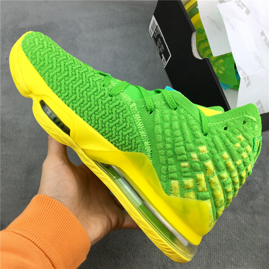 Nike Lebron 17 More Uptempo "Light green" фото № 3
