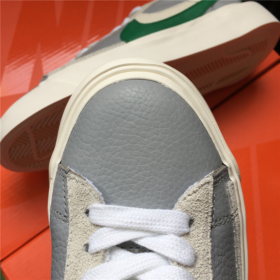 Sacai x Nike Blazer Low "Grey Green/Varsity White" фото № 6