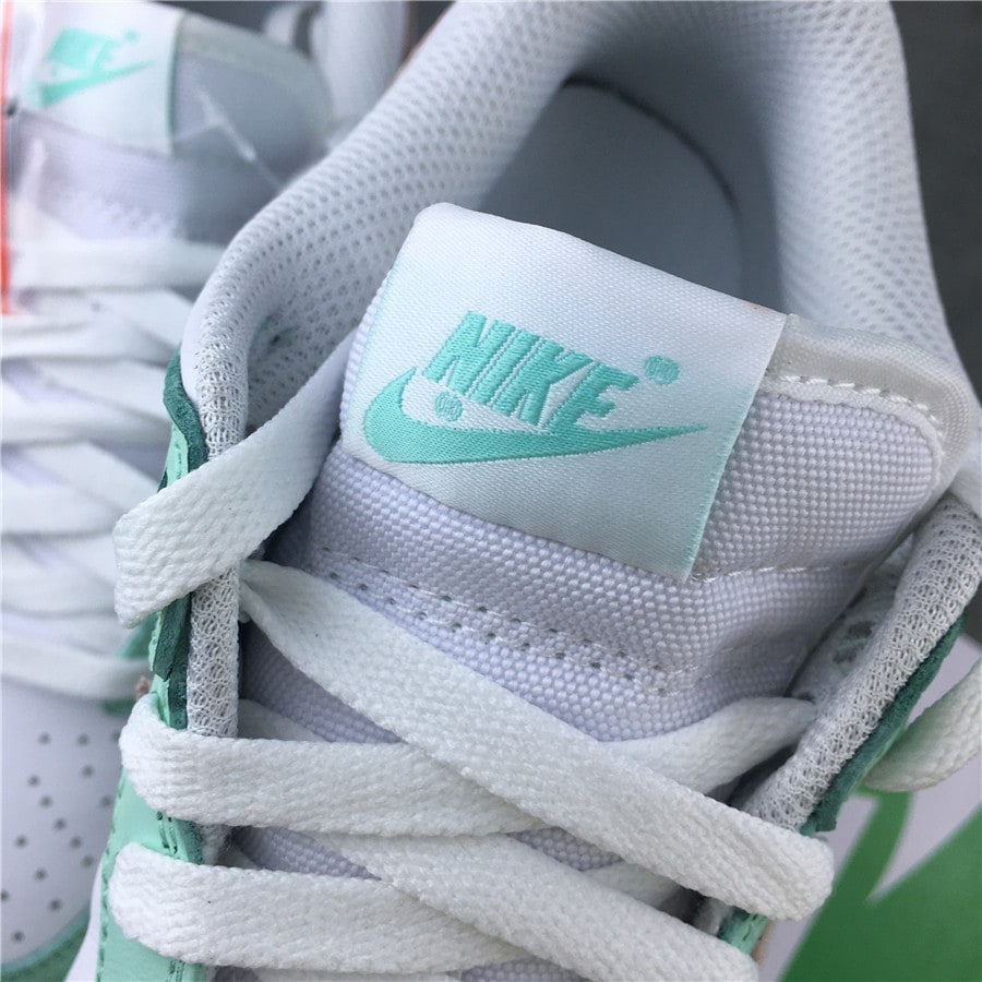 Nike SB Dunk Low SP "Green Tender Powder" фото № 8