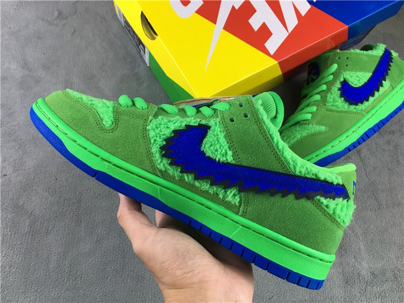 Grateful Dead x Nike SB Dunk Low "Bears Green" фото № 3