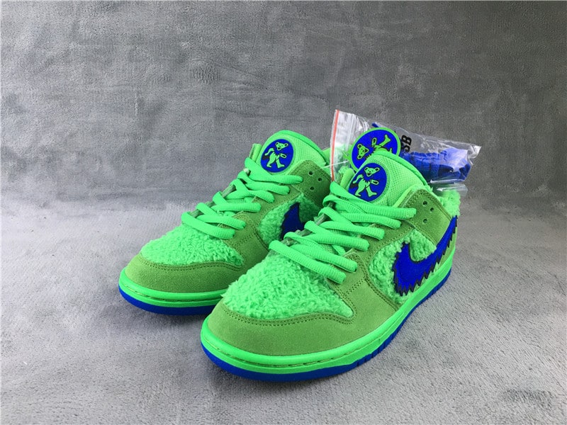 Grateful Dead x Nike SB Dunk Low "Bears Green" фото № 5
