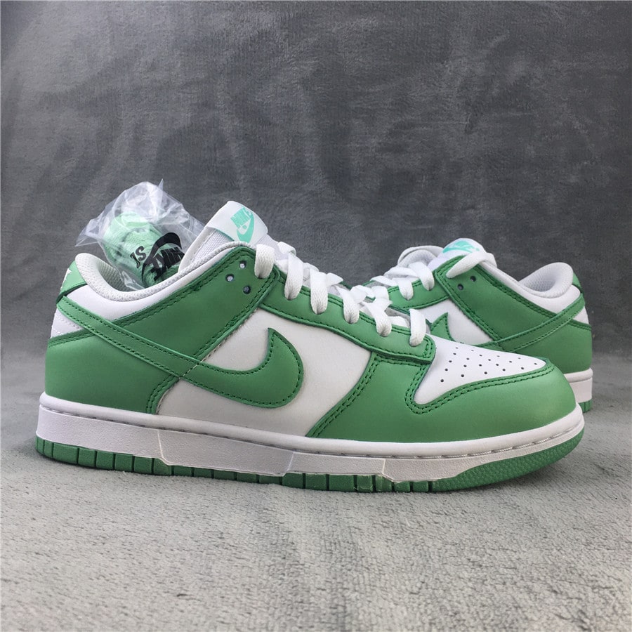 Nike Dunk Low "Green Glow" фото № 2