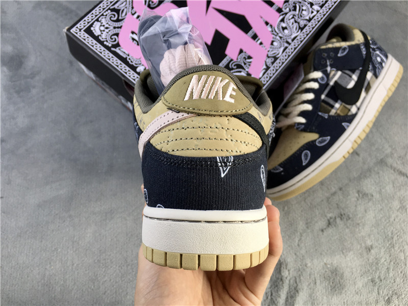 Travis Scott x Dunk SB Low "Jackboys" фото № 5