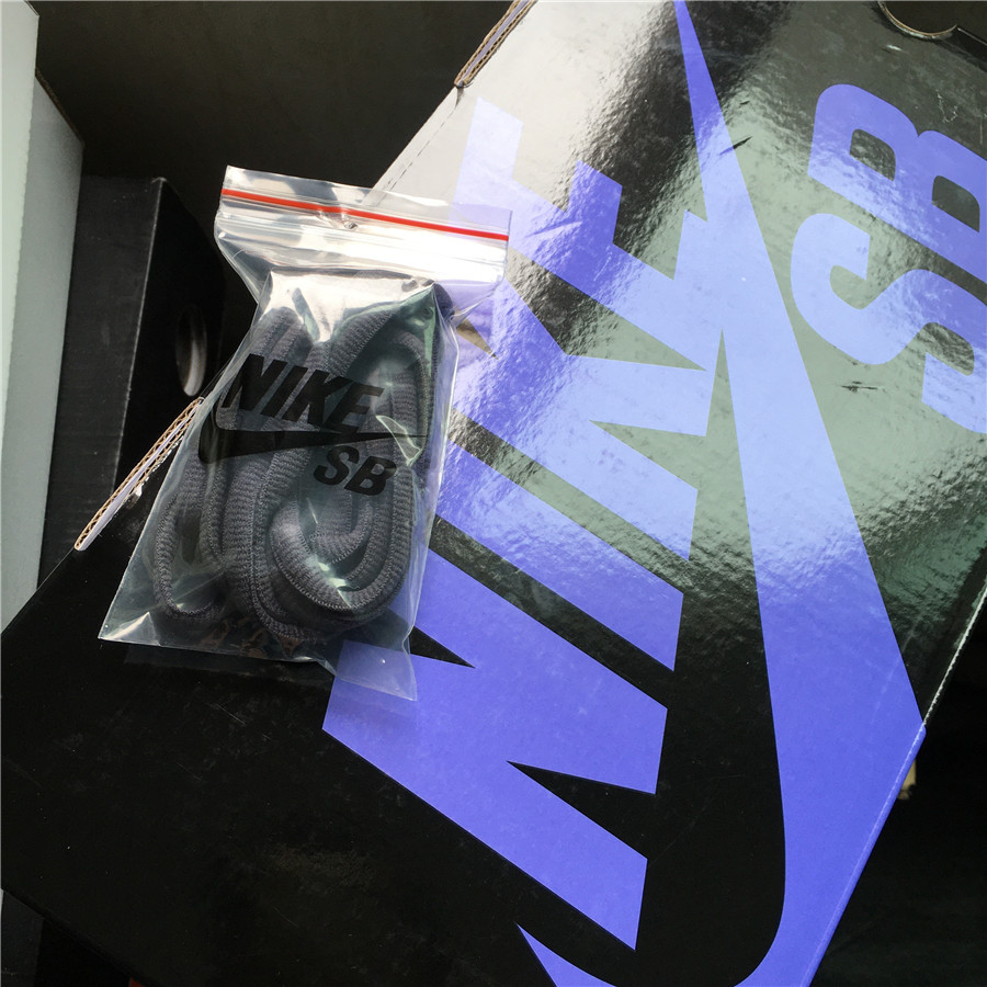 Nike Dunk Low "Purple Pigeon" фото № 8