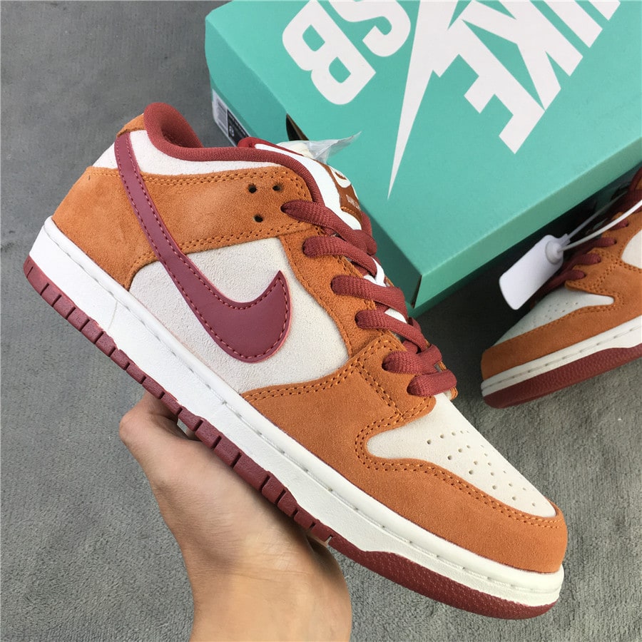 Nike SB Dunk Low Pro "Dark Russet Cedar" фото № 2