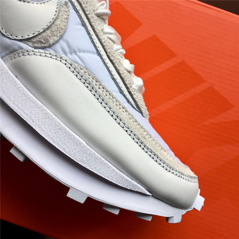 Sacai x Nike LDV Waffle "White Nylon" фото № 6
