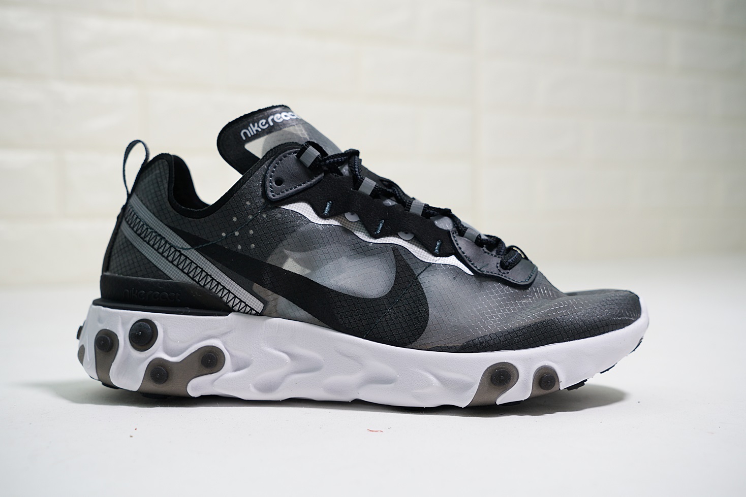 Nike React Element 87 "Anthracite Black" фото № 2