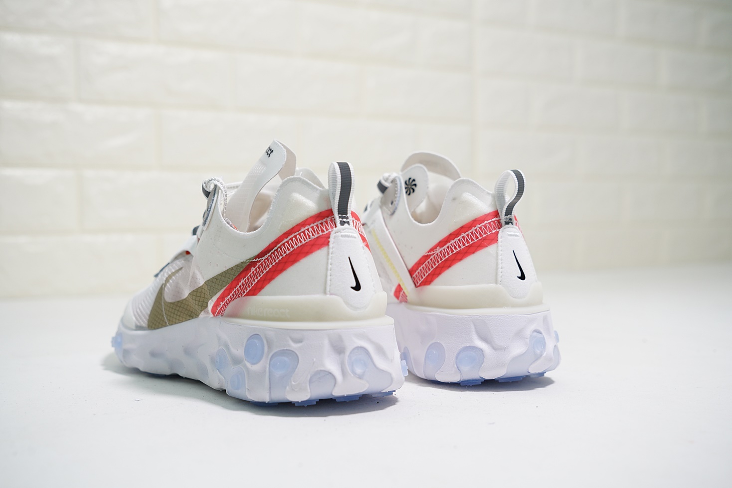 Nike React Element 87 "Sail" фото № 5
