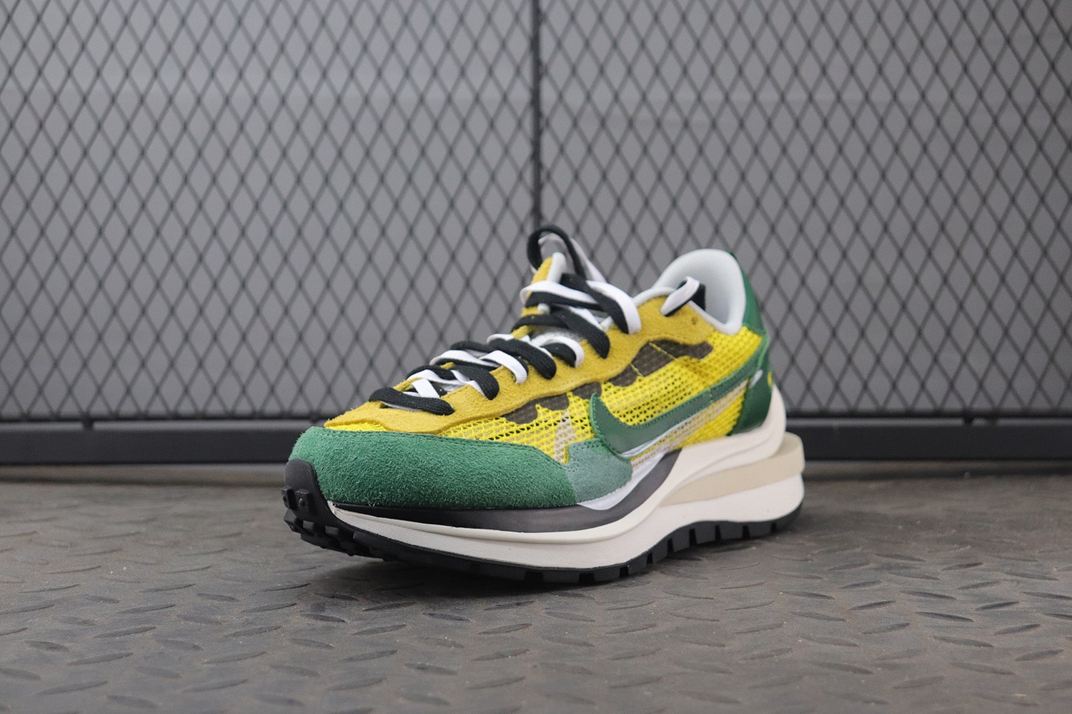 Sacai x Nike Vaporwaffle "Green" фото № 5