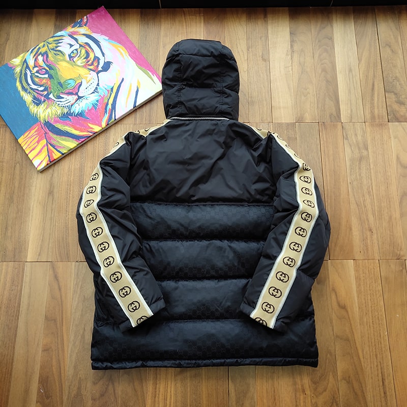 Пуховик Gucci More Logo On Sleeve "Black" фото № 2