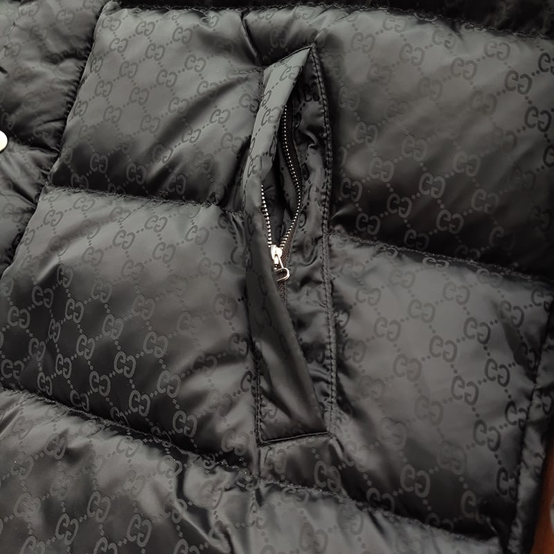 Пуховик Gucci More Logo On Sleeve "Black" фото № 3