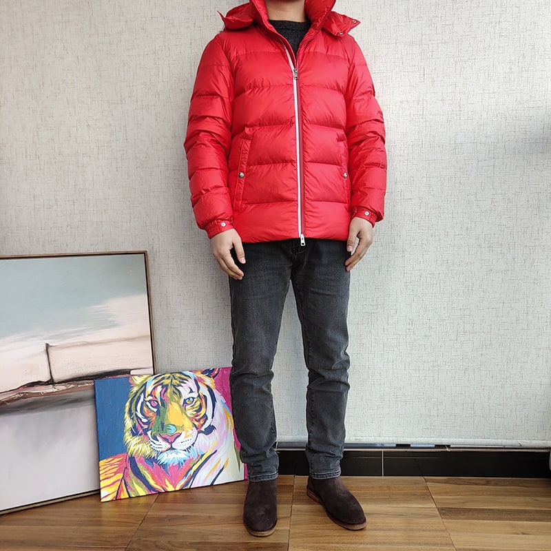 Пуховик Moncler White Label On Sleeve "Red" фото № 4