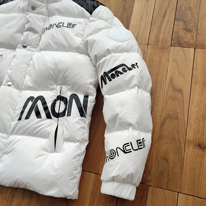 Пуховик Moncler More Black Brand "White" фото № 4