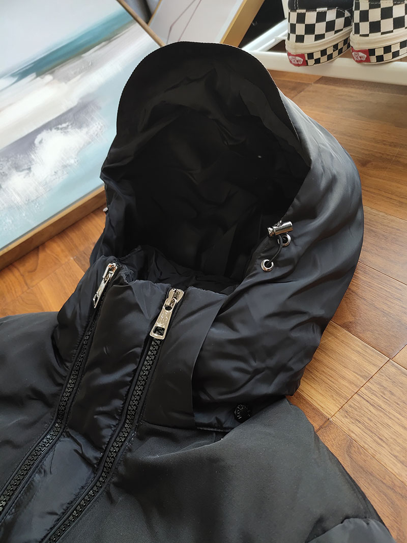 Пуховик Moncler Logo On Red "Black" фото № 7