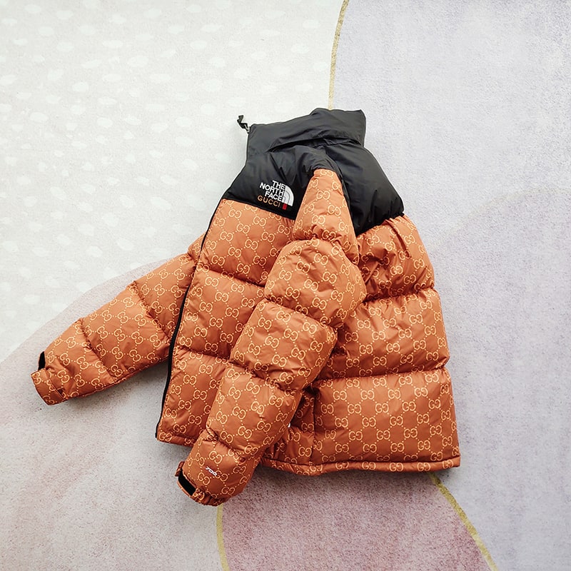 Пуховик The North Face x Gucci Embroidery "Orange" фото № 3