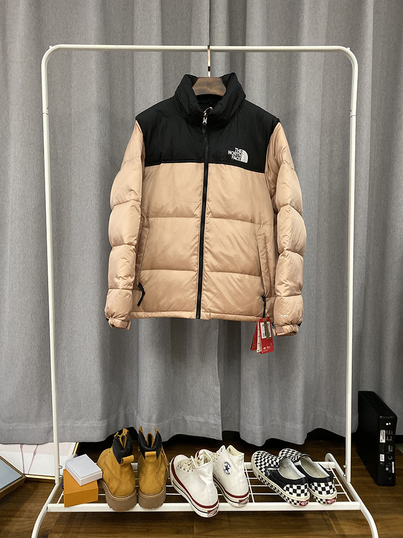 Пуховик The North Face Embroidery Logo 700 Nuptse "Beige" фото № 2