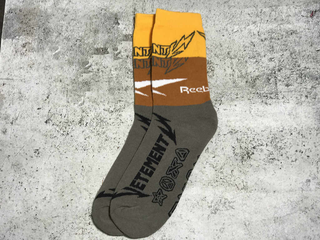 Носки Vetements x Reebok Lightning "Gray" фото № 2