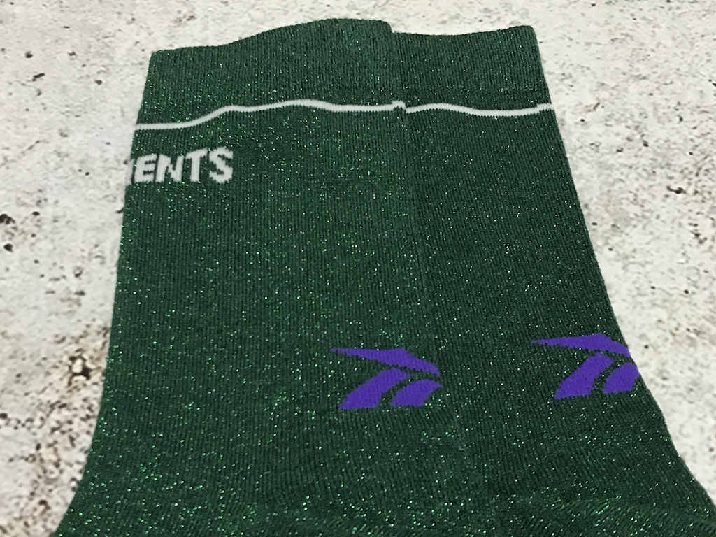 Носки Vetements x Reebok Gold Powder Nightclub "Navy Green" фото № 4