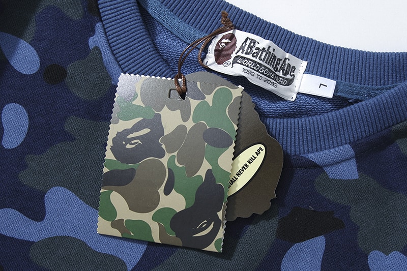 Свитшот Bape Camouflage Shark "Blue" фото № 5