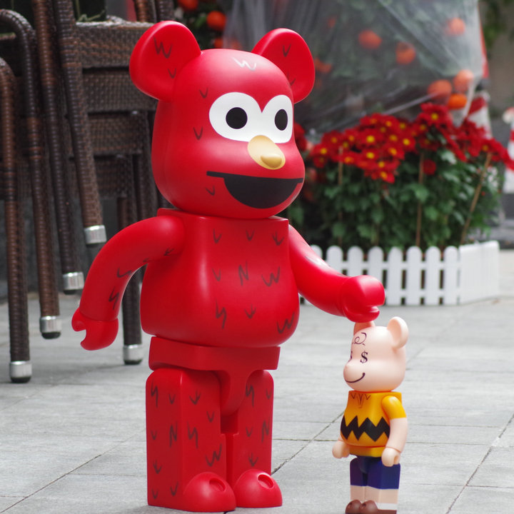 Игрушка BEARBRICK 1000% Cookie Monster "Red" фото № 2