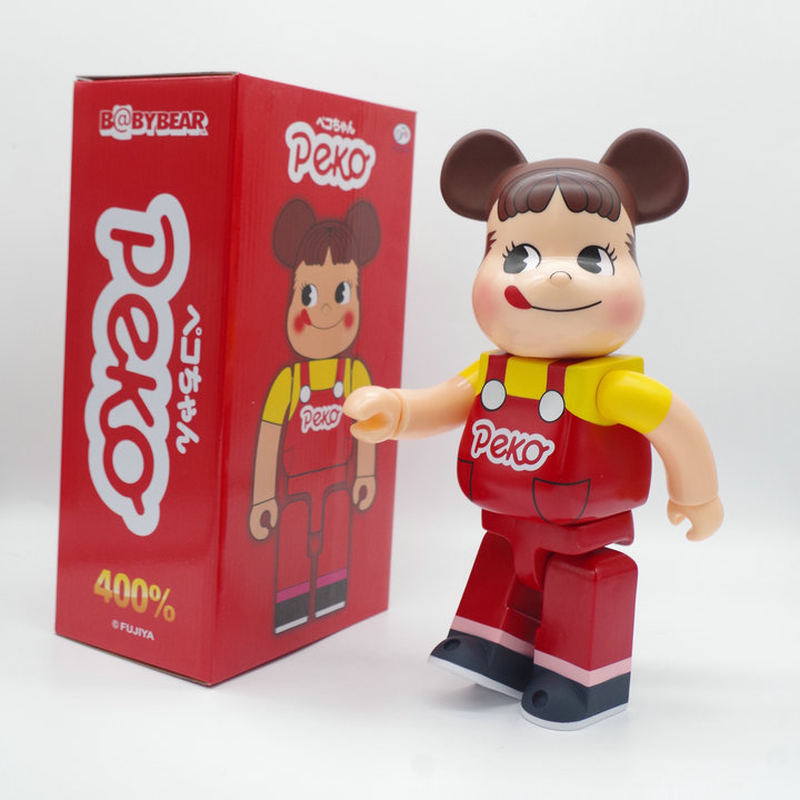 Игрушка BEARBRICK 400% Peko Chan "Red" фото № 3