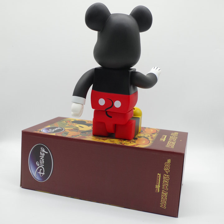 Игрушка BEARBRICK 400% Mickey Mouse "Black" фото № 3